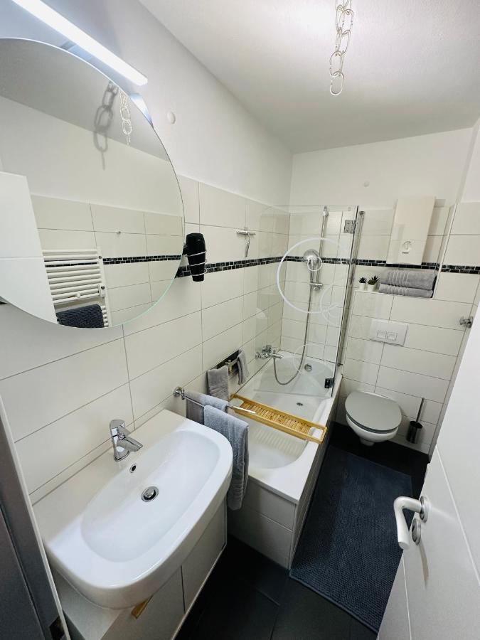 Stilvoll-Mit Balkon- Zentral - Netflix-Nespresso Apartment Essen Ngoại thất bức ảnh